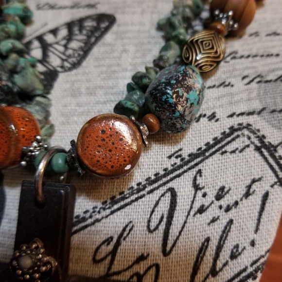 💗💗Nwot Handcrafted Cross with glass pearls.♥️♥️ - Picture 4 of 6